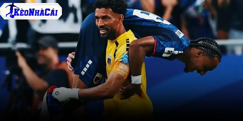Tên sên biển đỏ gắn với người hùng Cape Verde
