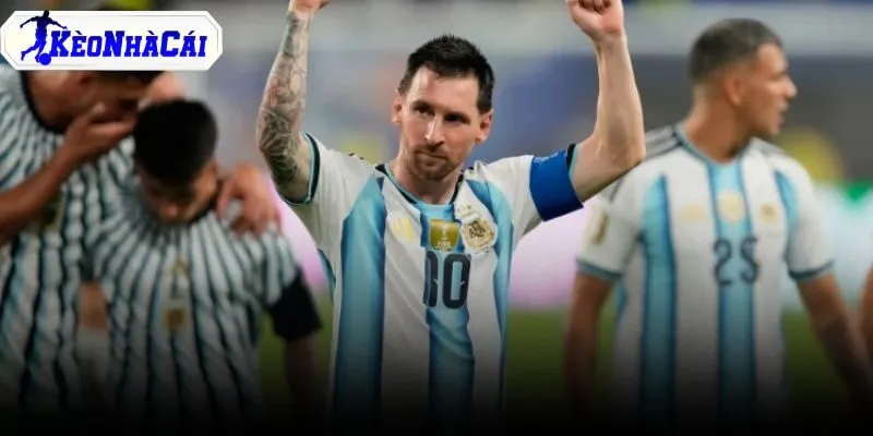 Tỷ lệ nhà cái xếp Messi và Mbappe ngang tài đăng quang